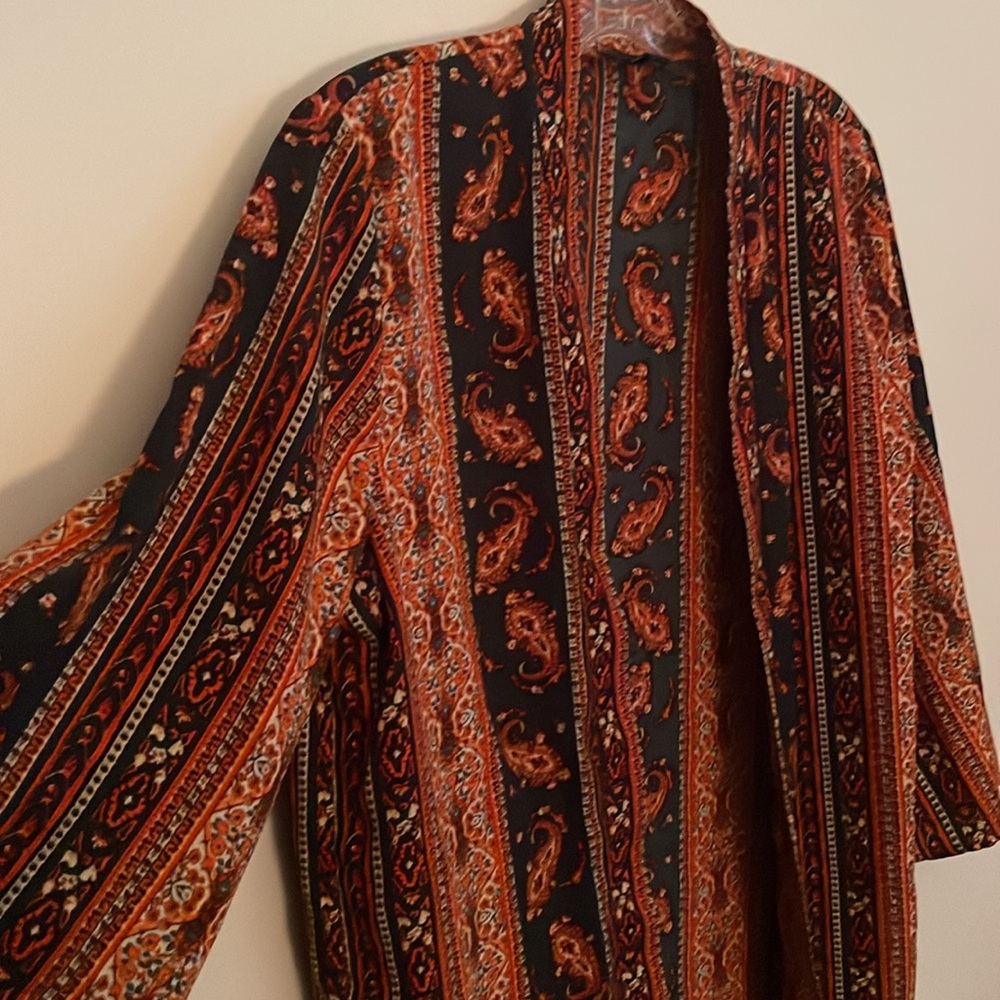 COPY - Patterned Cardigan - Picture 2 of 4